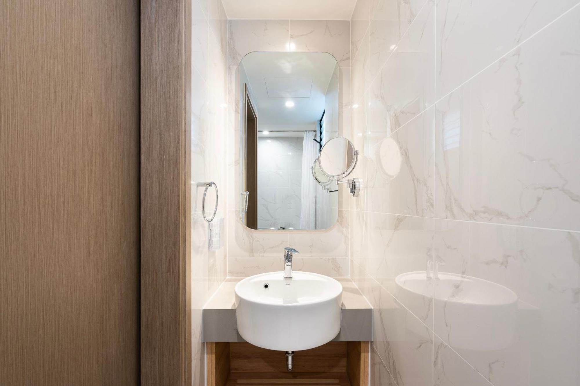Zenity 3br Condo: Luxury And Comfort In Quan 1 *